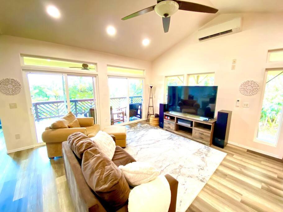 The Honomu House - Gorgeous, Spacious 4Bd2Ba Home Near Waterfalls And Hilo, Sleeps 12! Extérieur photo